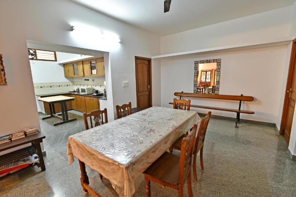 Villa Close To Rock Beach-Family Room Puducherry Exterior foto